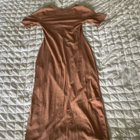 Abercrombie & Fitch Ribbed Tan Midi Dress with Keyhole Detail - Picture 7 of 8